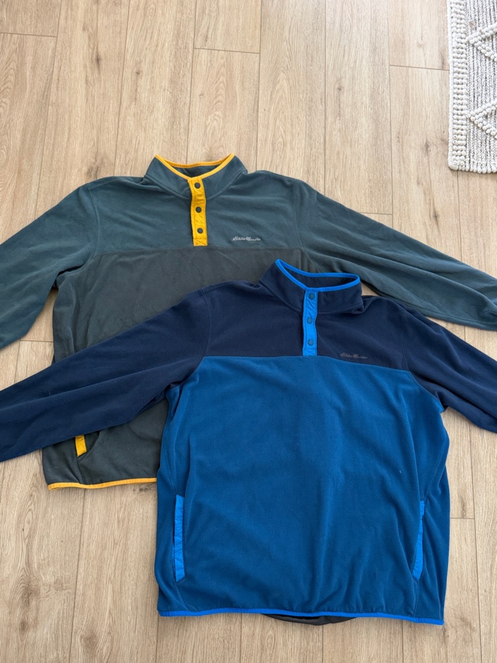 Eddie Bauer Men's Blue and Navy Snap-Front Fleece Pullover